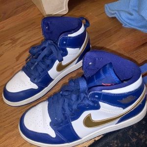 jordan 1 kids 2017 gold metal